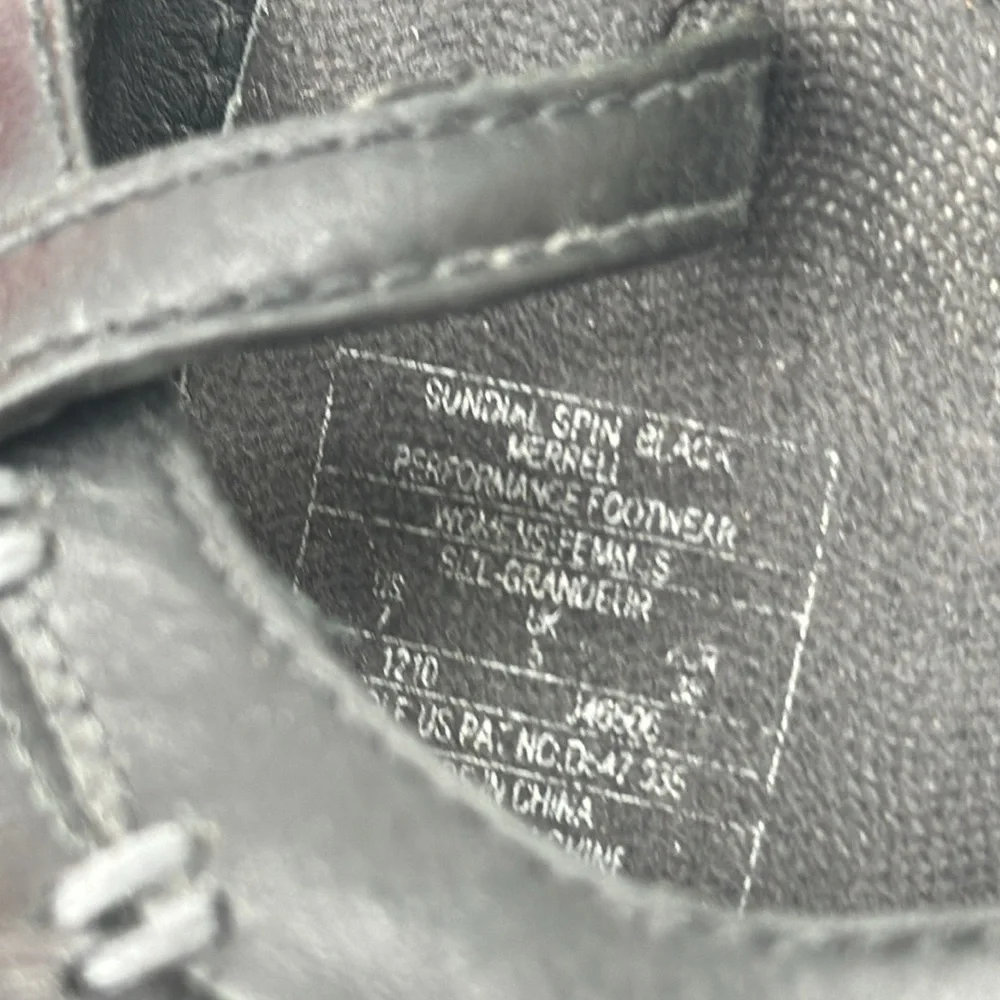Merrell great preowned